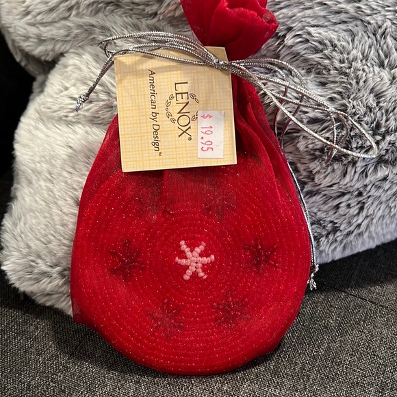 NEW in package.  Lenox coasters. - Picture 1 of 6